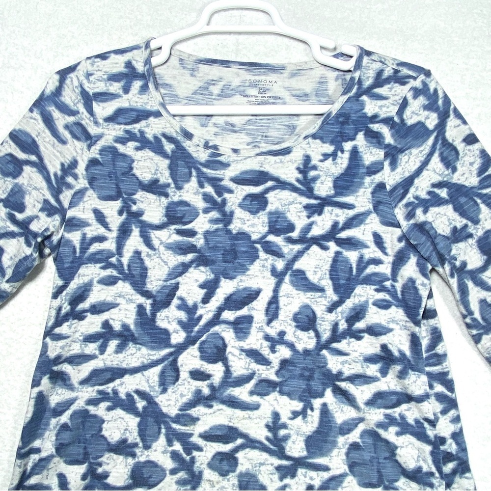 Sonoma Top Women's PL Blue White Floral 3/4 Sleeve Crewneck Stretch Casual Shirt - Picture 2 of 12